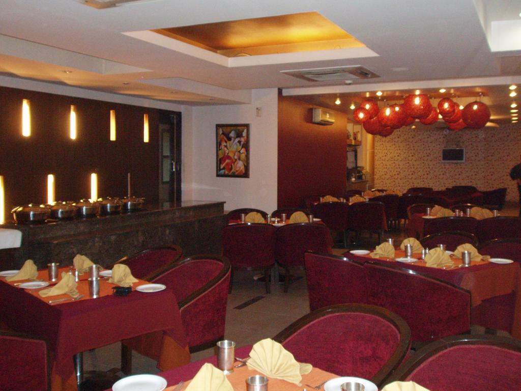 The White Klove Nueva Delhi Exterior foto